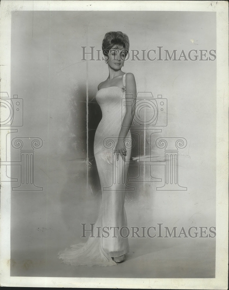 1964 Press Photo American actress Jane Powell for a film role - Historic Images