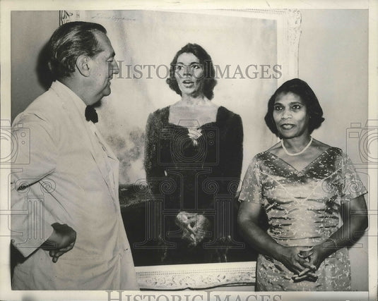 1957 Press Photo Artist S. Edmund Oppenheim & Famed Singer Marian Anderson 7.25x9 - Historic Images