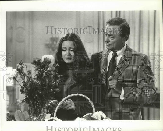 1971 Robert Young & Belinda Montgomery Stars in "Marcus Welby, M.D." - Historic Images
