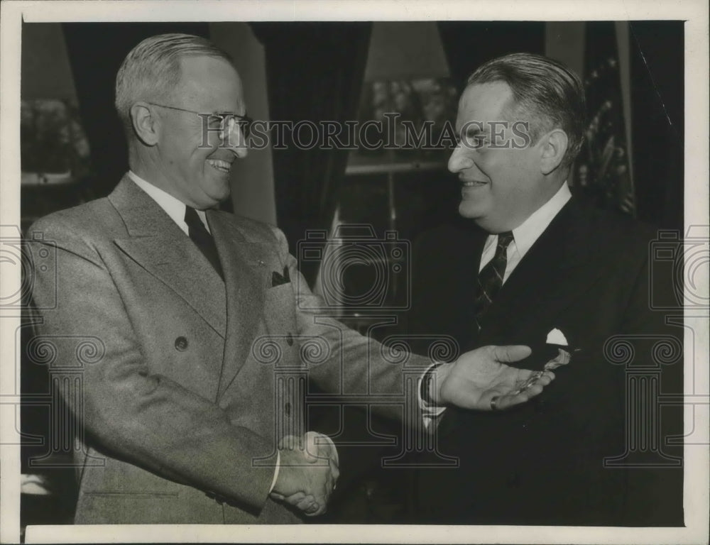 1946 Pres Harry Truman Presents Judge Samuel L Rosenman Merit Medal - Historic Images