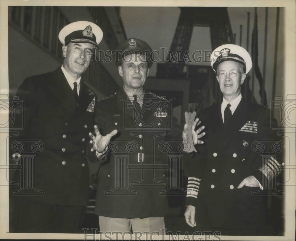 1952 Press Photo Gen Matthew B Ridgeway Adm Louis Mountbatten &amp; Robert Carney - Historic Images