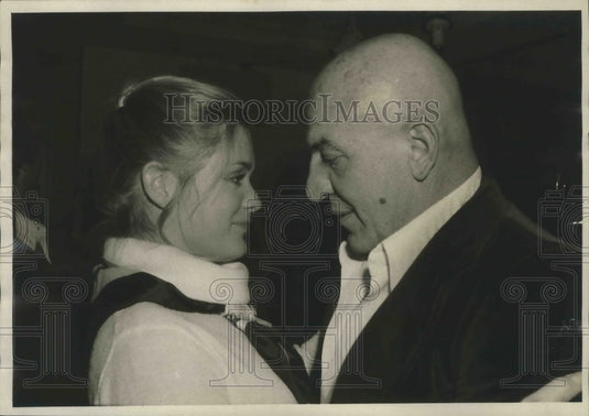 1976 Dancing Cheek to Cheek Denise DuBarry & Telly Savales - Historic Images