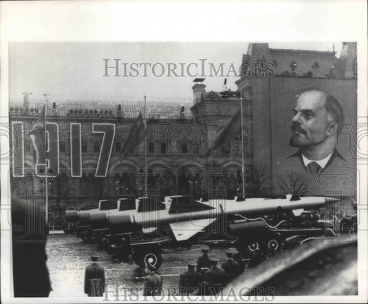 1974 Soviet Surface - Historic Images
