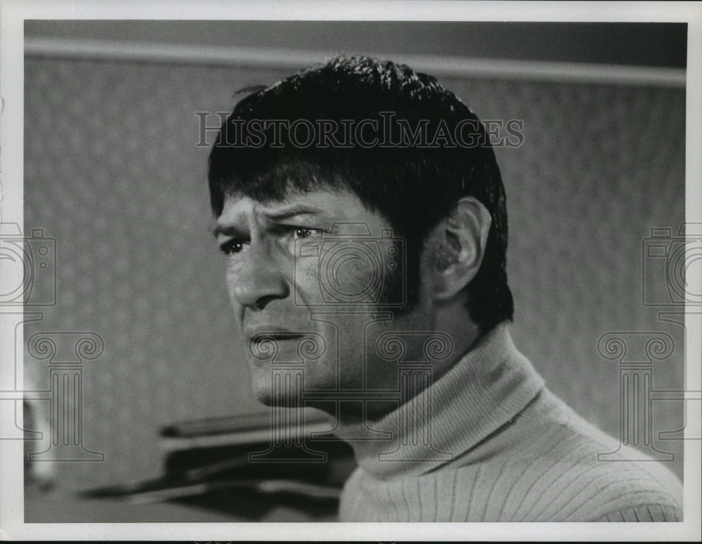 Press Photo Scene from "Love and the Joker" Stars Larry Storch - Historic Images