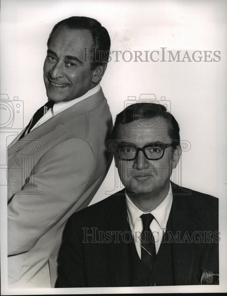 1967 Press Photo Louis Nye Stars on &quot;The Steve Allen Comedy Hour&quot; in Color - Historic Images