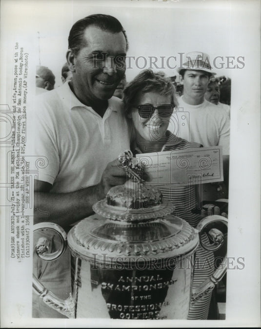 1968 Julius Borba & Wife Armen Pose with the Winners Check & Trophy - Historic Images