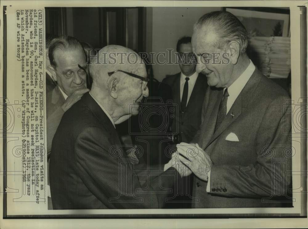 1968 Press Photo Washington-President Johnson greets  Senator Carl Hayden - Historic Images