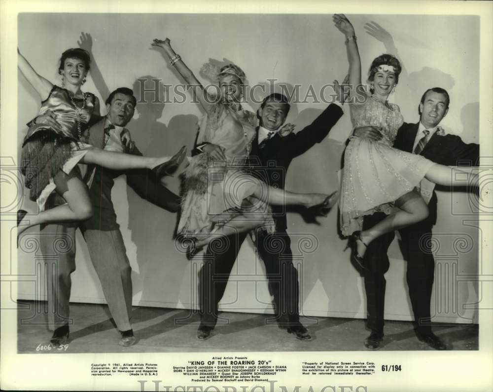 1961 Press Photo A scene from &quot;King Of The Roaring 20&#39;s&quot; - Historic Images