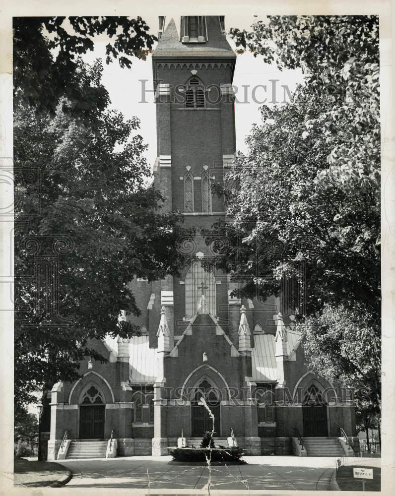 Press Photo Our Lady Help of Christians, church in Newton - lra03425- Historic Images