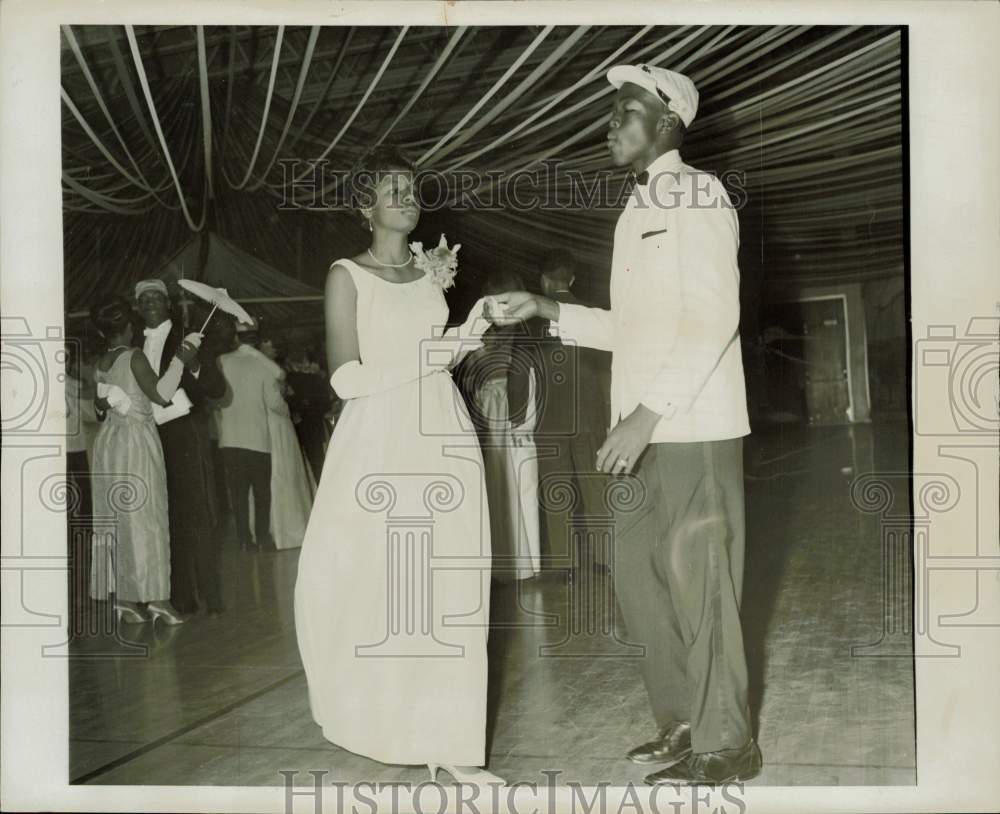 1966 Press Photo Patricia Banks, John Bacon at Merritt Island Prom - lra18696- Historic Images