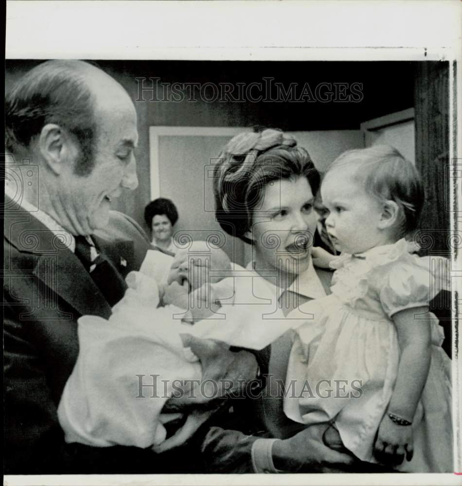 1972 Press Photo Senator Strom Thurmond with his wife Nancy and their ...