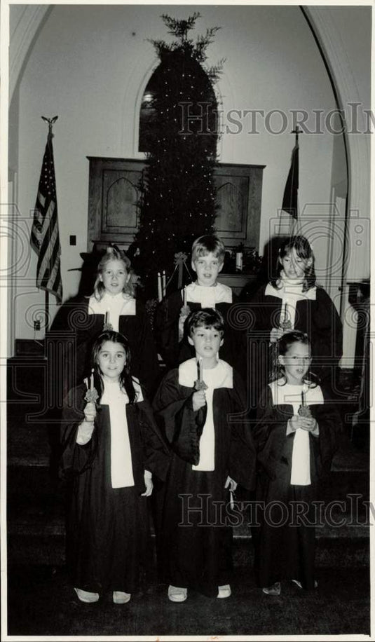 1983 Press Photo Children's choir practices at Moravian Church, Hickory, NC- Historic Images