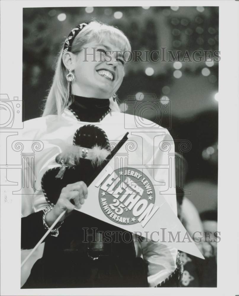 1990 Press Photo Xuxa makes her first appearance on the MDA Labor Day Telethon- Historic Images