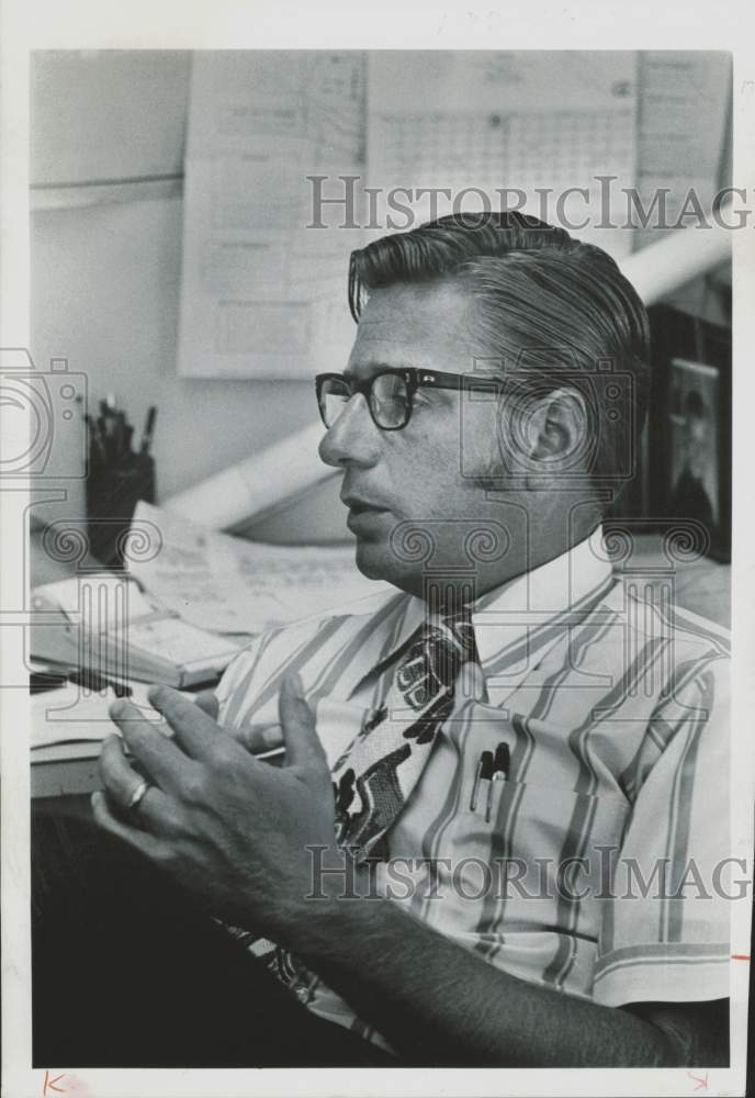 1971 Press Photo Robert Trenka, Boulder County planner - lra29094- Historic Images