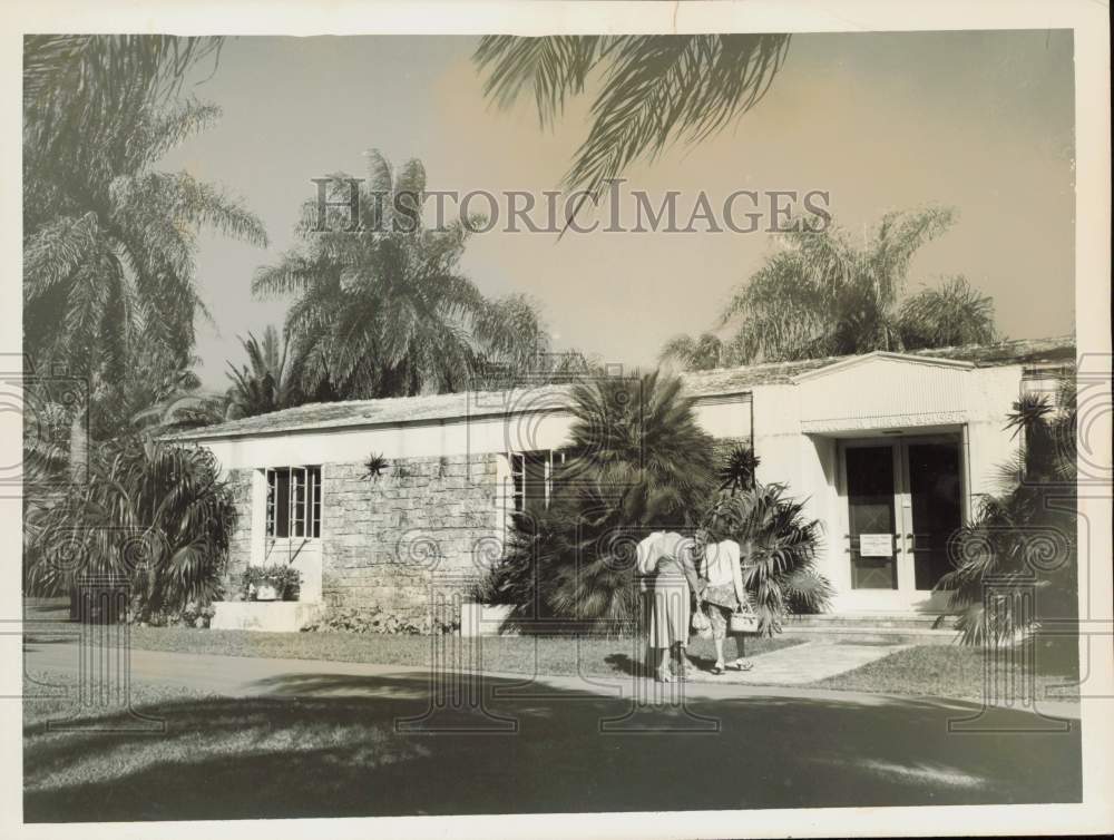 1954 Press Photo The Palm Products Museum at Fairchild Tropical Garden- Historic Images