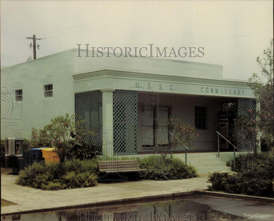 Press Photo Exterior view of U.S. Sugar Corporation's commissary building- Historic Images