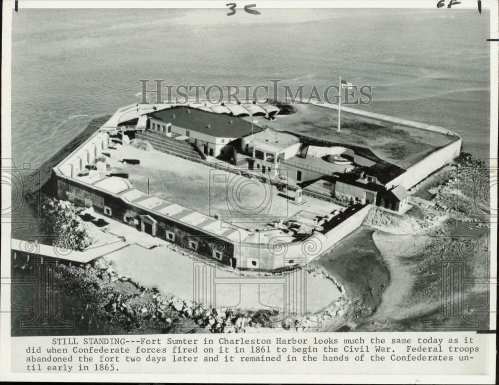 Press Photo Overall view of Fort Sumter in Charleston Harbor - lra92317- Historic Images