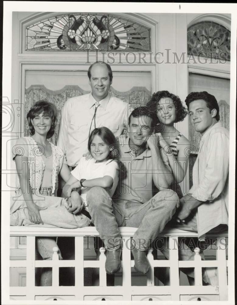 1993 Press Photo Cast of &quot;Against the Grain&quot; - lrb02926- Historic Images