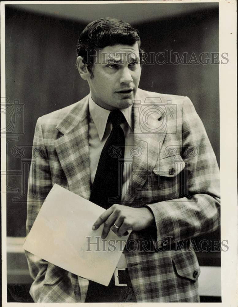 1974 Press Photo State Attorney Philip Shailer speaks during hearing in Florida- Historic Images