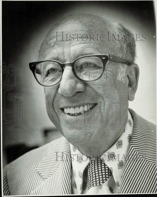 1974 Press Photo Nathan H. Rodbart of S.C.O.R.E. - lrb07696- Historic Images