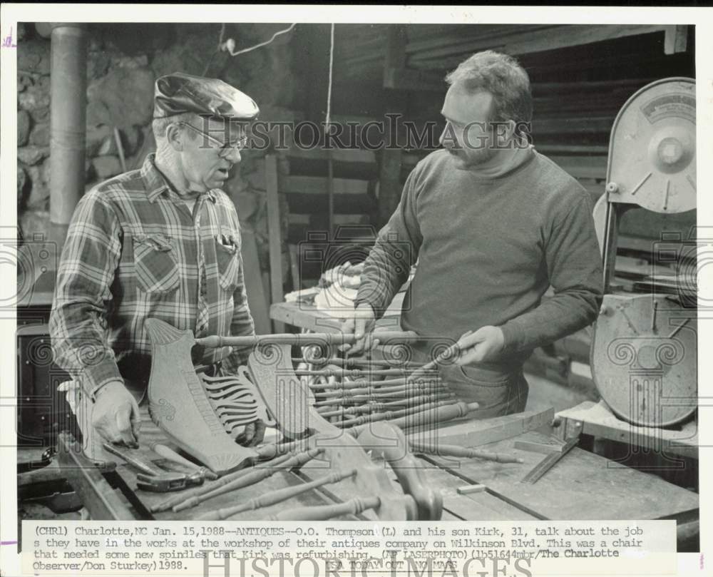 1988 Press Photo O.O. Thompson &amp; Son Kirk Restoring Furniture in Charlotte- Historic Images