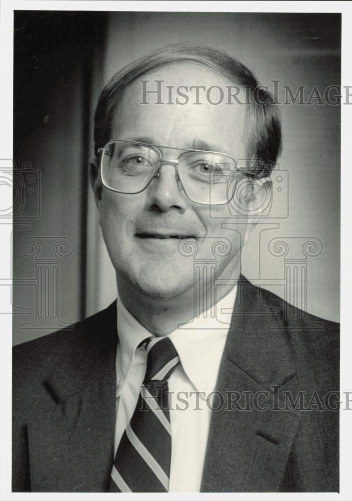 1988 Press Photo Tom Rideout, new president of the American Bankers As ...
