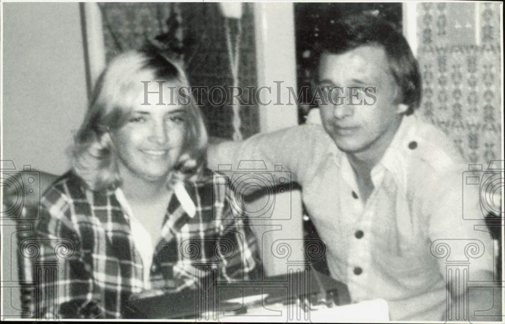 1983 Press Photo Linda and Woody Paulson, Missing Persons - lrb16584- Historic Images