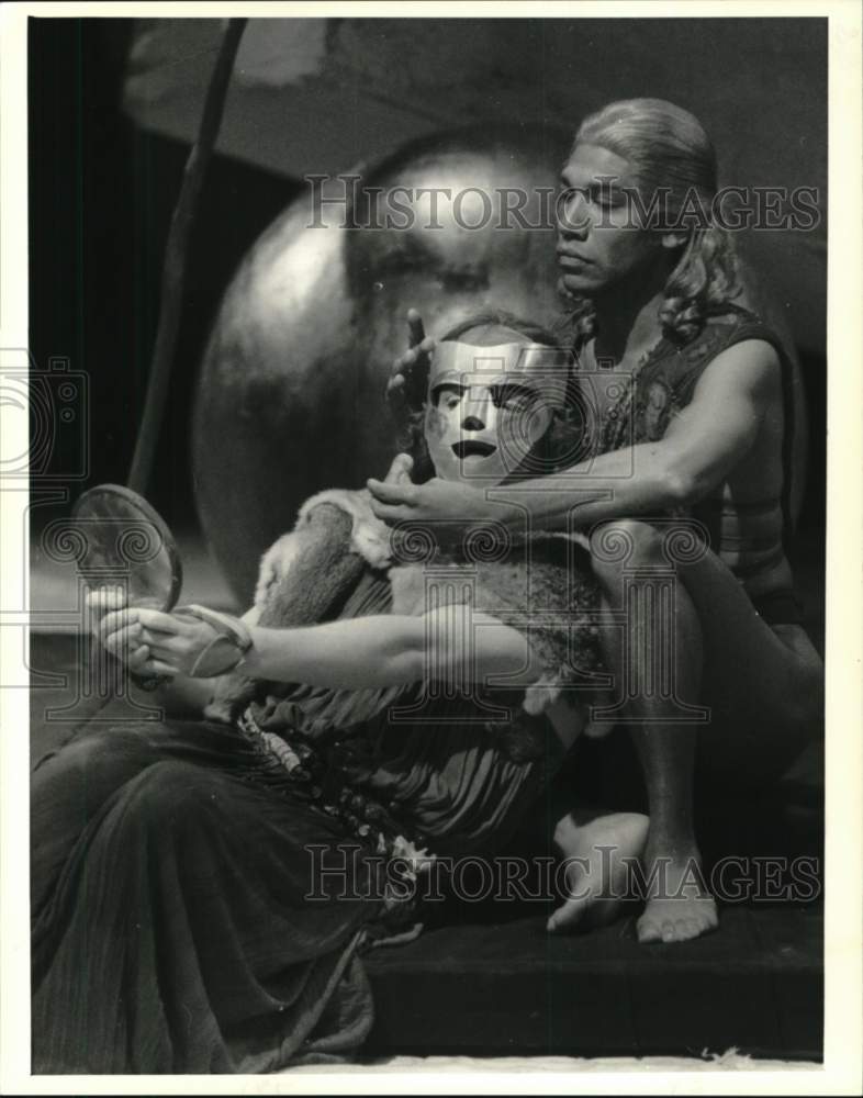 1987 Press Photo Michael Cumpsty, Peter Francis James in Guthrie&#39;s The Bacchae&quot;- Historic Images