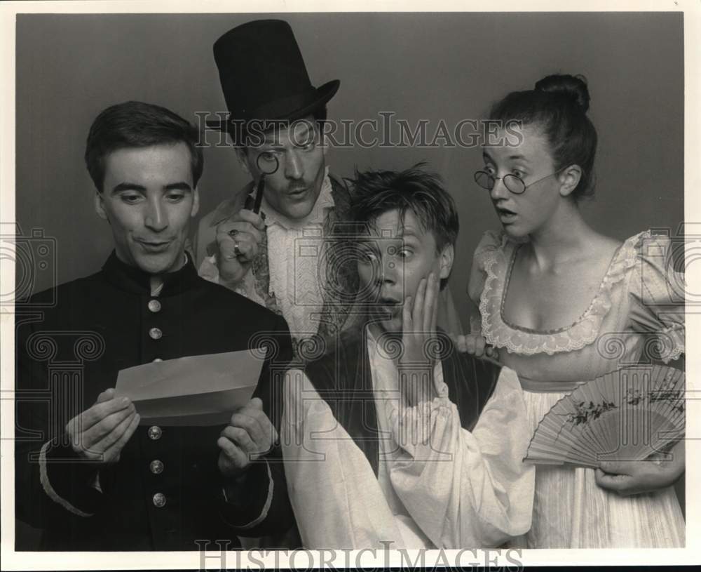 1989 Press Photo Romantic game-playing stars of of the Park Square Theatre- Historic Images