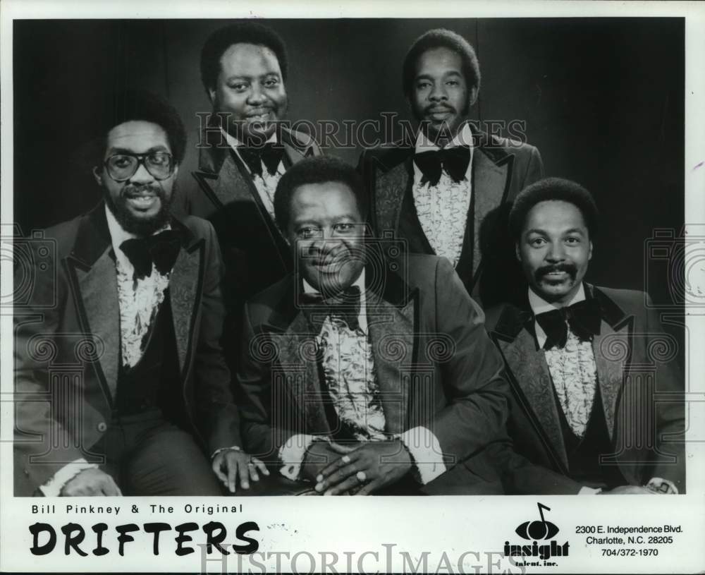 1981 Press Photo Bill Pinkney With The Original Drifters Singing Group - Historic Images