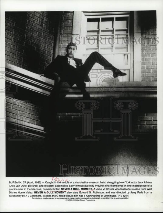 1967 Press Photo Dick Van Dyke in a scene from 