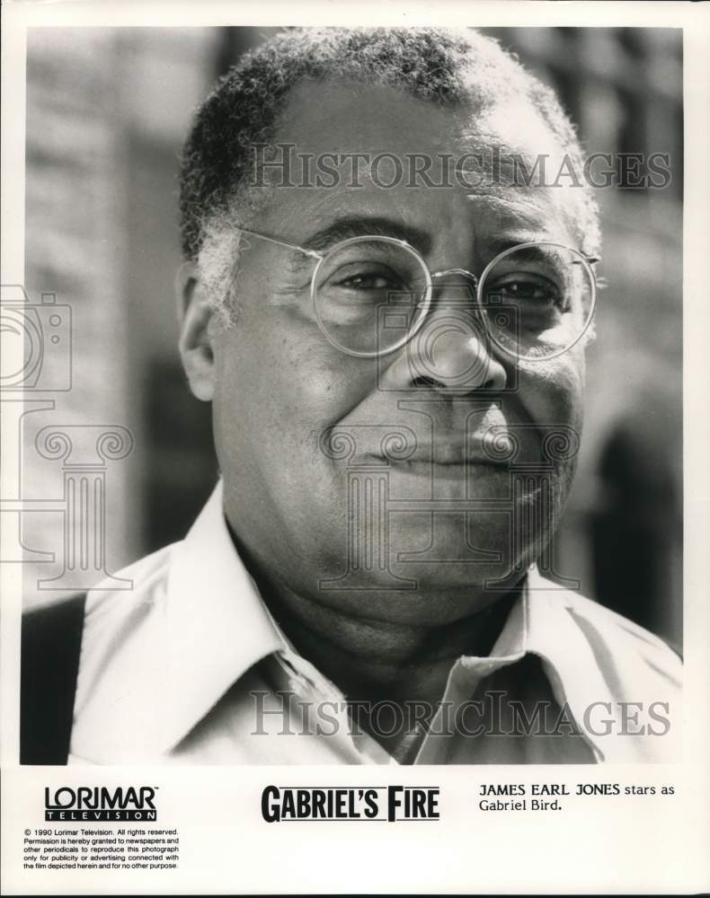 1990 Press Photo James Earl Jones stars on &quot;Gabriel&#39;s Fire.&quot; - lrp39249 - Historic Images