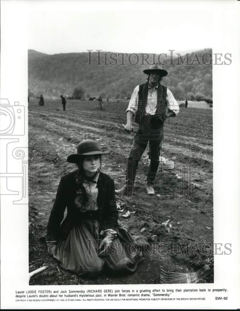 1993 Press Photo Jodie Foster and Richard Gere star in the film &quot;Sommersby&quot;- Historic Images