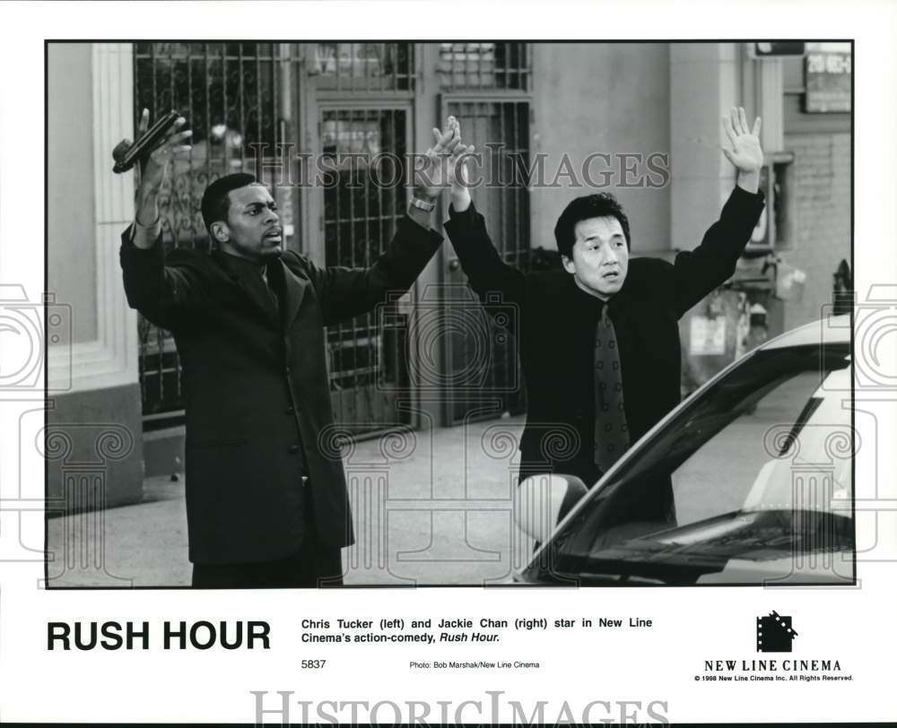 1998 Press Photo Chris Tucker, Jackie Chan in a scene from &quot;Rush Hour&quot;- Historic Images