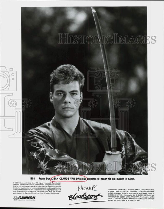 1987 Press Photo Actor Jean Claude Van Damme in "Bloodsport" Movie - lrp81207- Historic Images