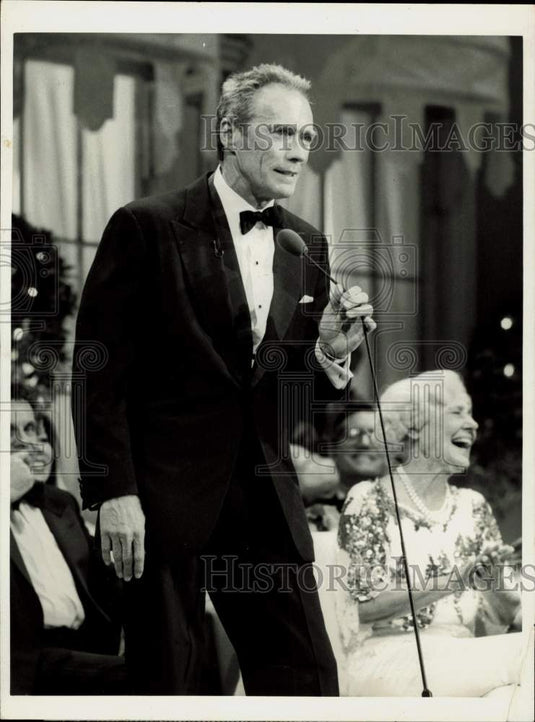 1986 Press Photo Actor Clint Eastwood in "All Star Party For Clint Eastwood"- Historic Images