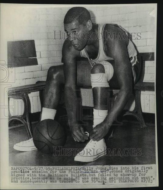 1965 Wally Jones During His First Practice Session With The 76'ers-Historic Images