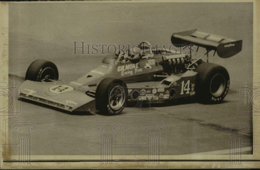 1974 A J Foyt At Indy 500 Makes Pit Stop Has Gear Box Trouble - Historic Images