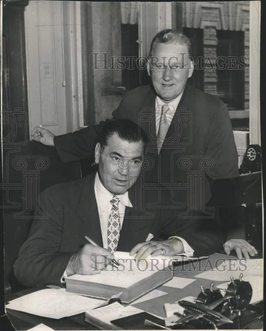 1952 Jack Dempsey Signs City Guest Book for Mayor John F Hynes-Historic Images