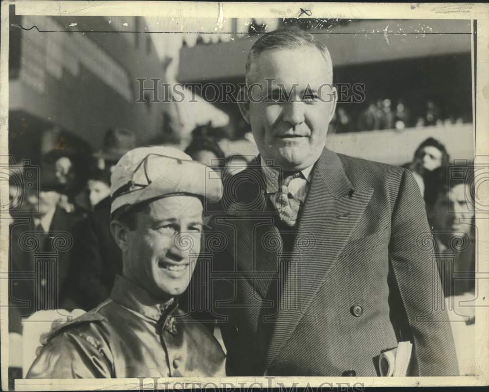 1951 Rogers Hornsby &amp; Jockey Vic Bovine At Hipodrome de las Americas-Historic Images