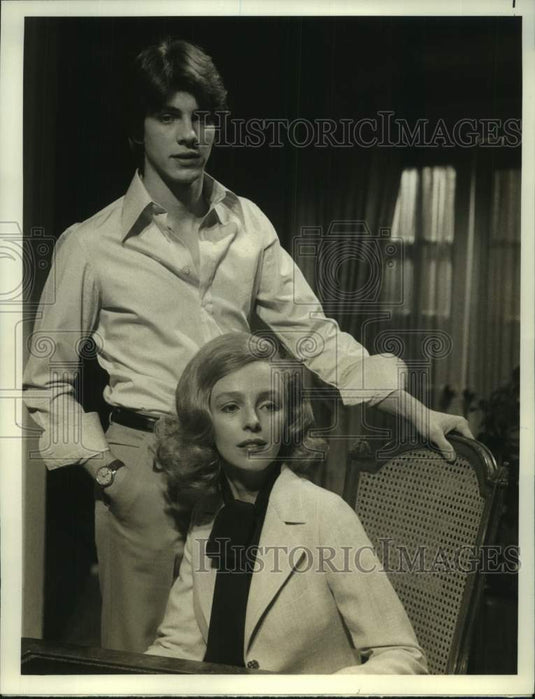 1977 Press Photo Eric Roberts & Pamela Brook in Daytime Drama 