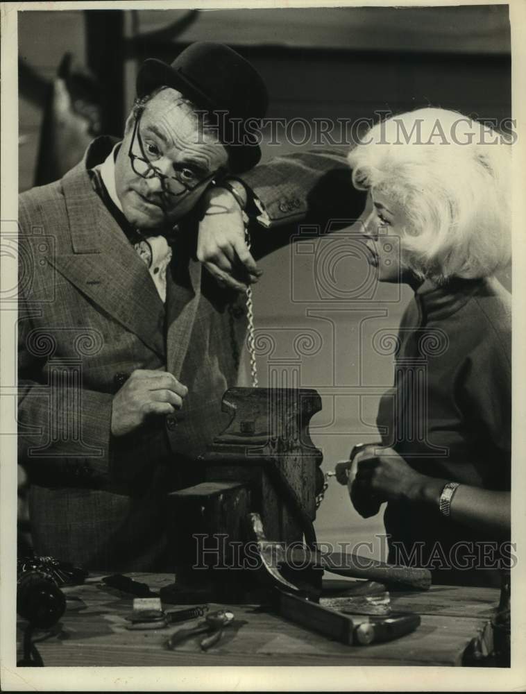 1961 Press Photo Red Skelton in &quot;Appleby&#39;s Cufflinks&quot; episode of his show- Historic Images