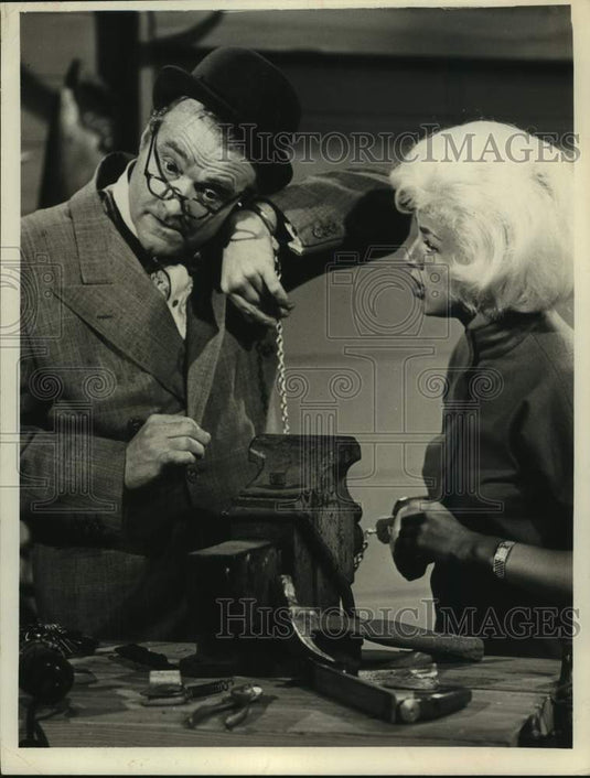 1961 Press Photo Red Skelton in "Appleby's Cufflinks" episode of his show- Historic Images