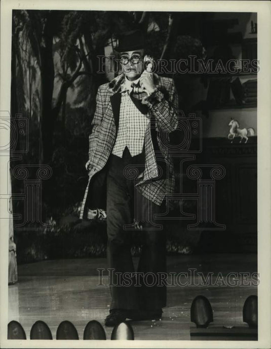 1969 Press Photo Red Skelton performing on his show "The Red Skelton Hour"- Historic Images