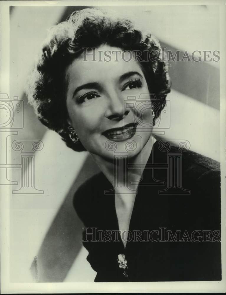 1954 Press Photo Helen Hayes to star in the comedy &quot;Welcome Home&quot;- Historic Images