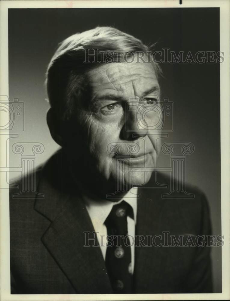 1975 David Wayne to co-star in the new &quot;Ellery Queen&quot; TV series - Historic Images