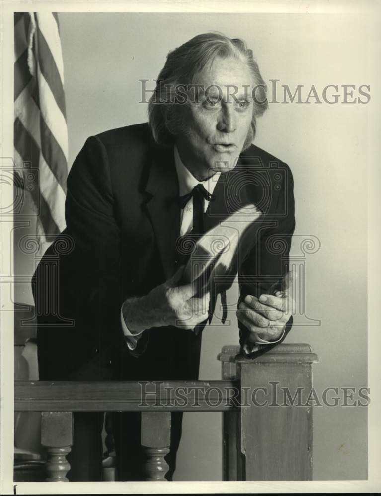 1991 Press Photo Kirk Douglas Stars as a Fundamentalist in &quot;Inherit the World&quot; - Historic Images