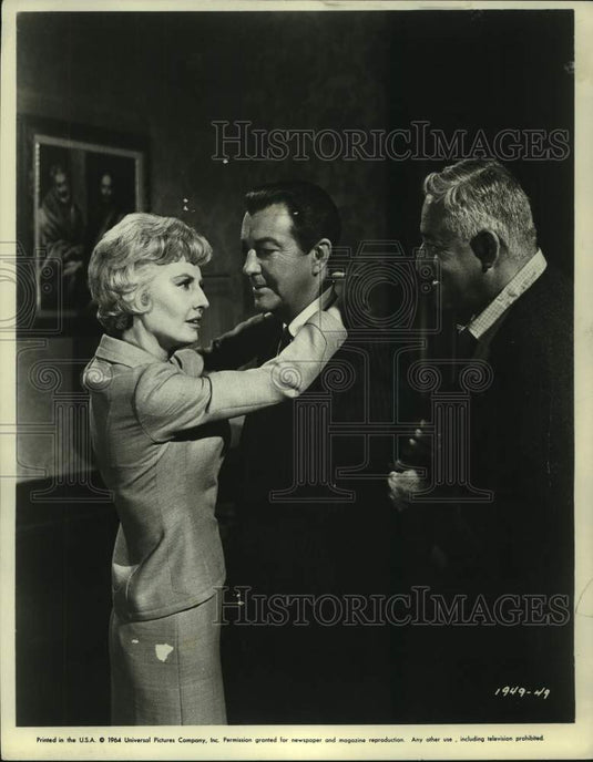 1964 Press Photo Barbara Stanwyck and Robert Taylor in "The Night Walker"- Historic Images