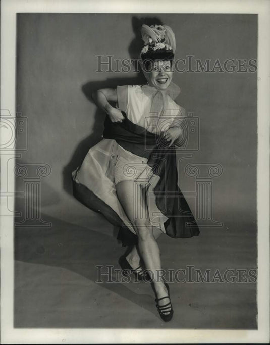 1949 Dance Satirist Iva Kitchell makes all her costumes - Historic Images
