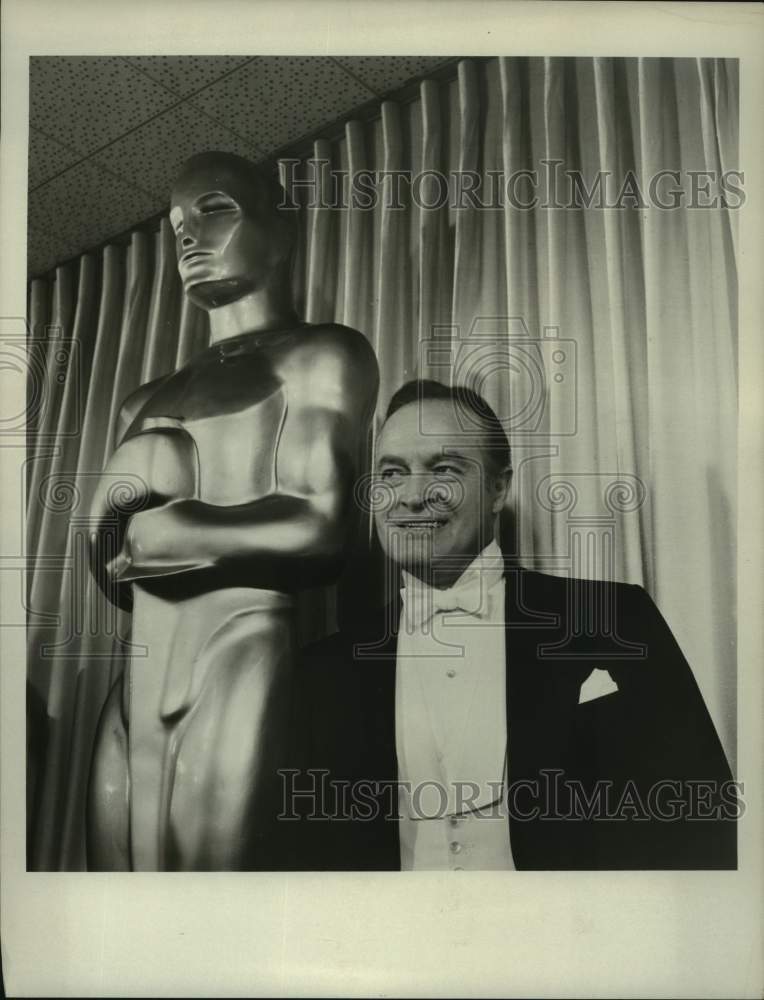 1970 Bob Hope appears at the 42nd Oscar Annual Academy Awards - Historic Images